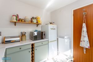 Kitchen- click for photo gallery